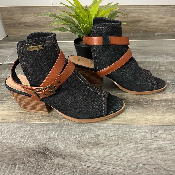 Extreme by Eddie Marc Blue Denim Sandal Block Heels Size 11 - Picture 6 of 12